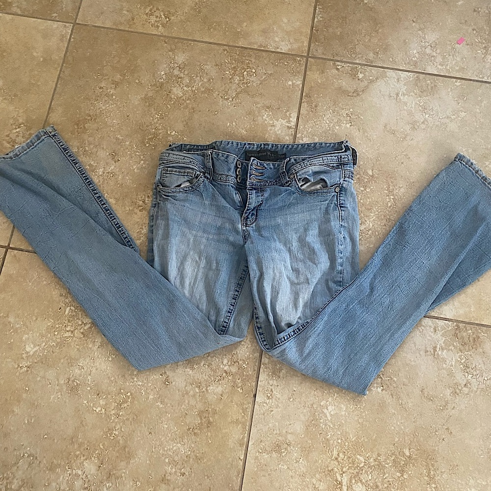 boot cut jeans